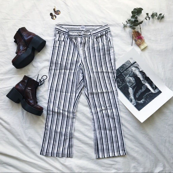 Urban Outfitters Denim - BDG High-Rise Cropped Kick Flare